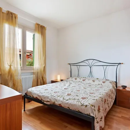 Cozy Holiday Near Bettona With Spectacular Hill-view *